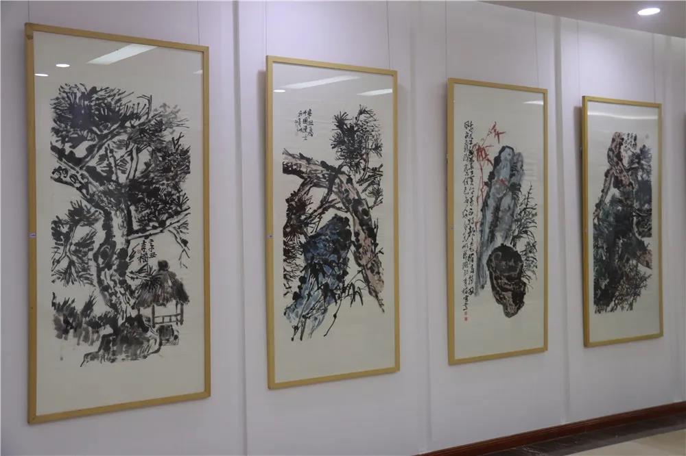 李樯书画作品展在济宁游客服务中心成功开幕